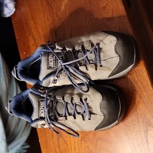 Duluth Trading Co Jackpine hiking shoes